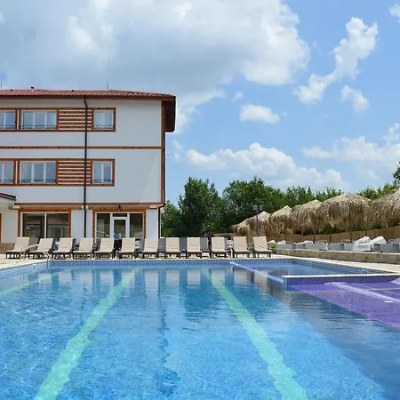 Къща за гости Eco Complex Miramar Минерални Бани