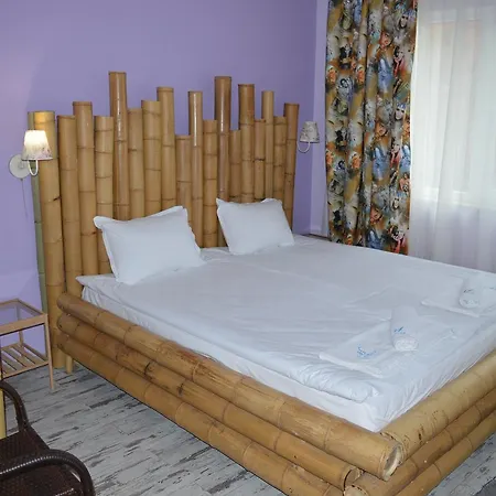 Eco Complex Miramar Къща за гости Минерални Бани