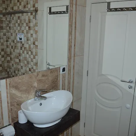 Къща за гости Eco Complex Miramar *