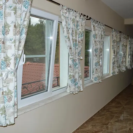 Eco Complex Miramar Къща за гости Минерални Бани